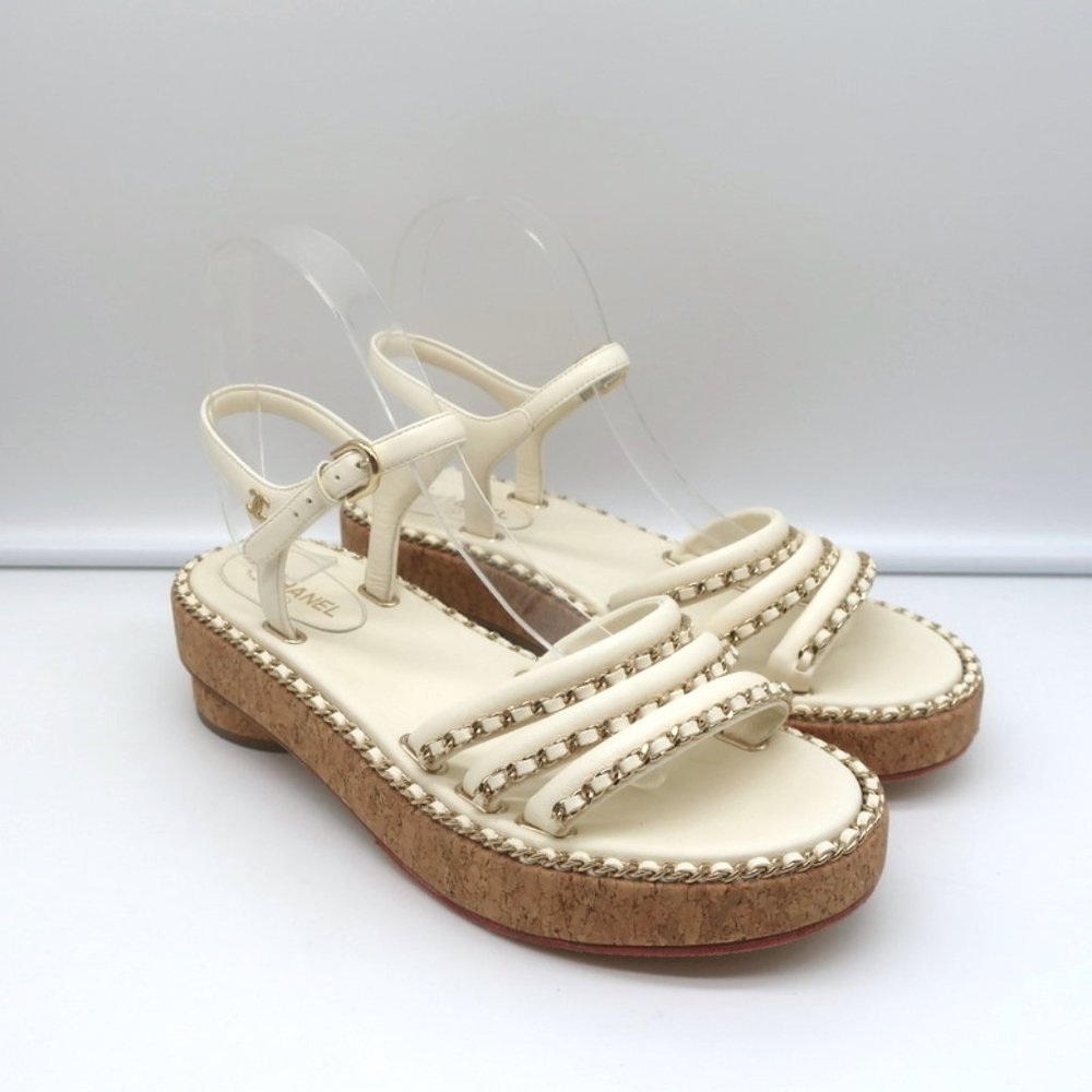 CHANEL CORK PLATFORM SANDALS CREAM CHAIN-TRIM LEATHER SIZE 37.5 CC ANKLE STRAP - Picture 1 of 12
